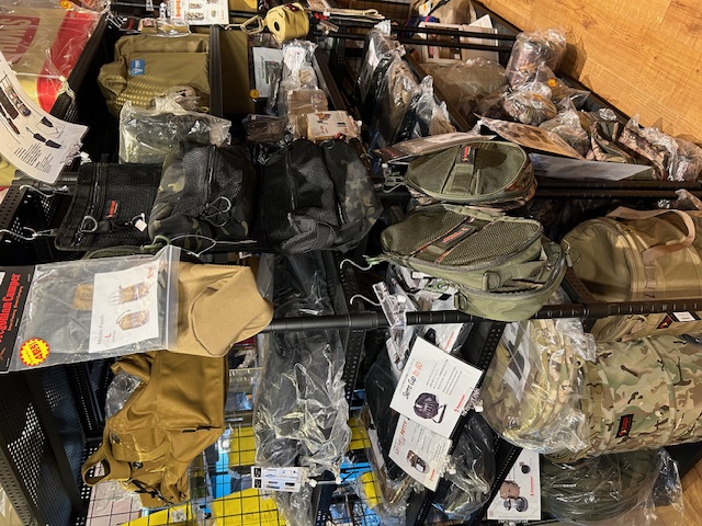 オレゴニアンキャンパー製品各種、実店舗にてご確認頂けます^_^　オンランショップにても随時展開！