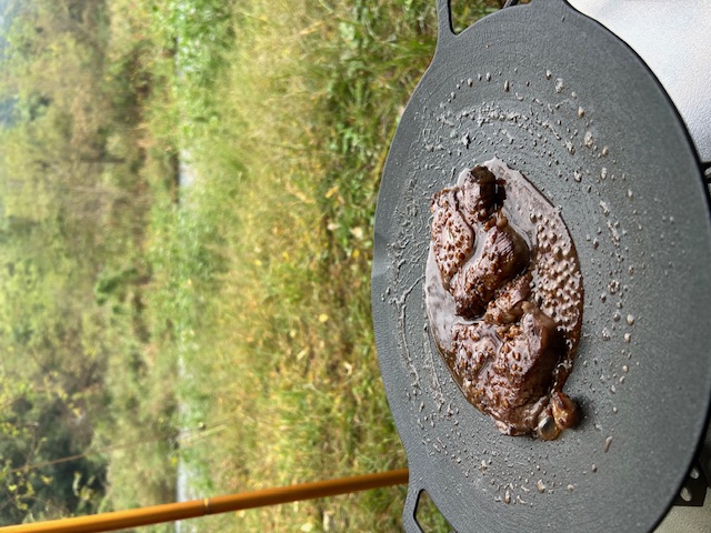 【 JHQ マルチグリドル 】 で、"年末年始" 、プチ贅沢《 キャンプ飯 》を〜😋🥩🍷