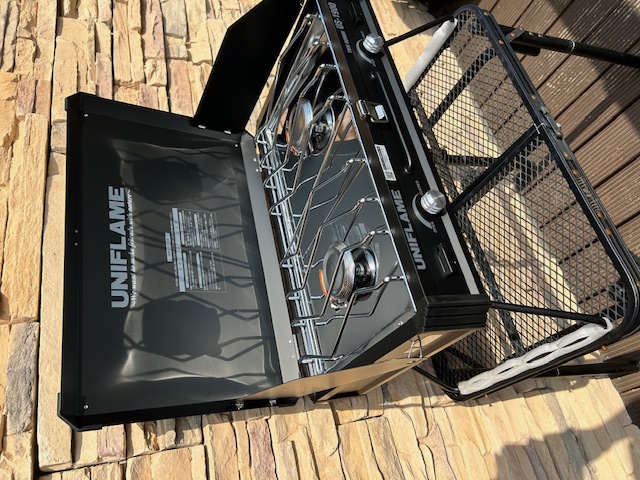 UNIFLAME ツインバーナー < US-1900 > ブラック LTD で、3900kcalを！