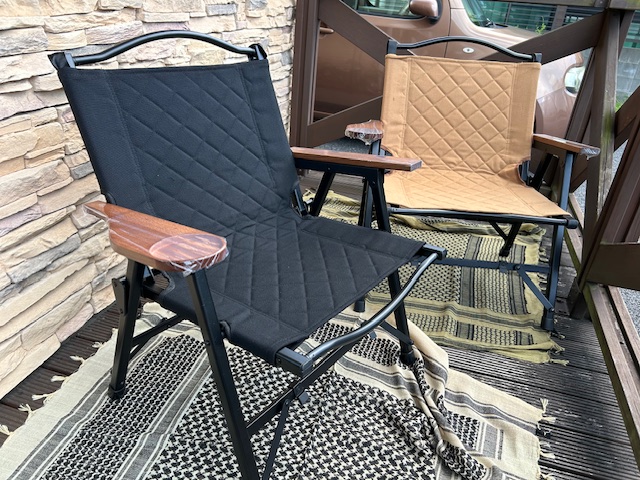 ハイランダー🆕 CHEF CHAIR < シェフチェア > ブラック　が入荷致しました^_^