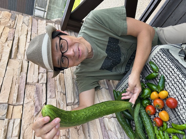 CAMP MARKET【 キュウリ🥒 】 を《 巨大化 》 させてしまいました😆
