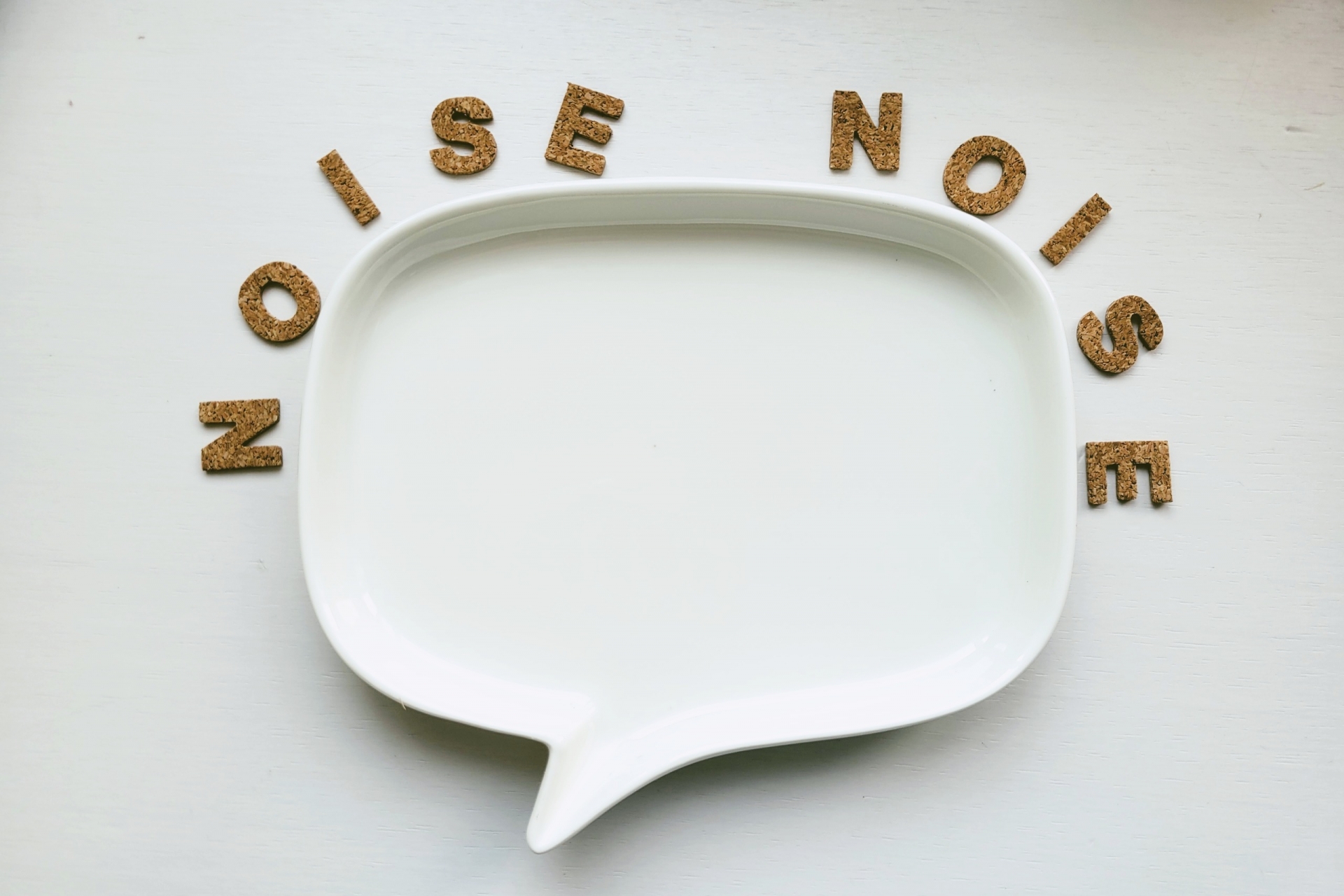 聴覚過敏の子どもと安心して暮らすために ― 家庭・学校でできる工夫とサポート