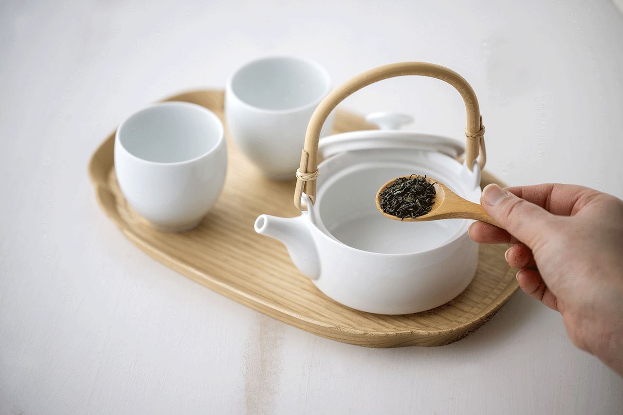 温かい釜炒茶の美味しい淹れ方