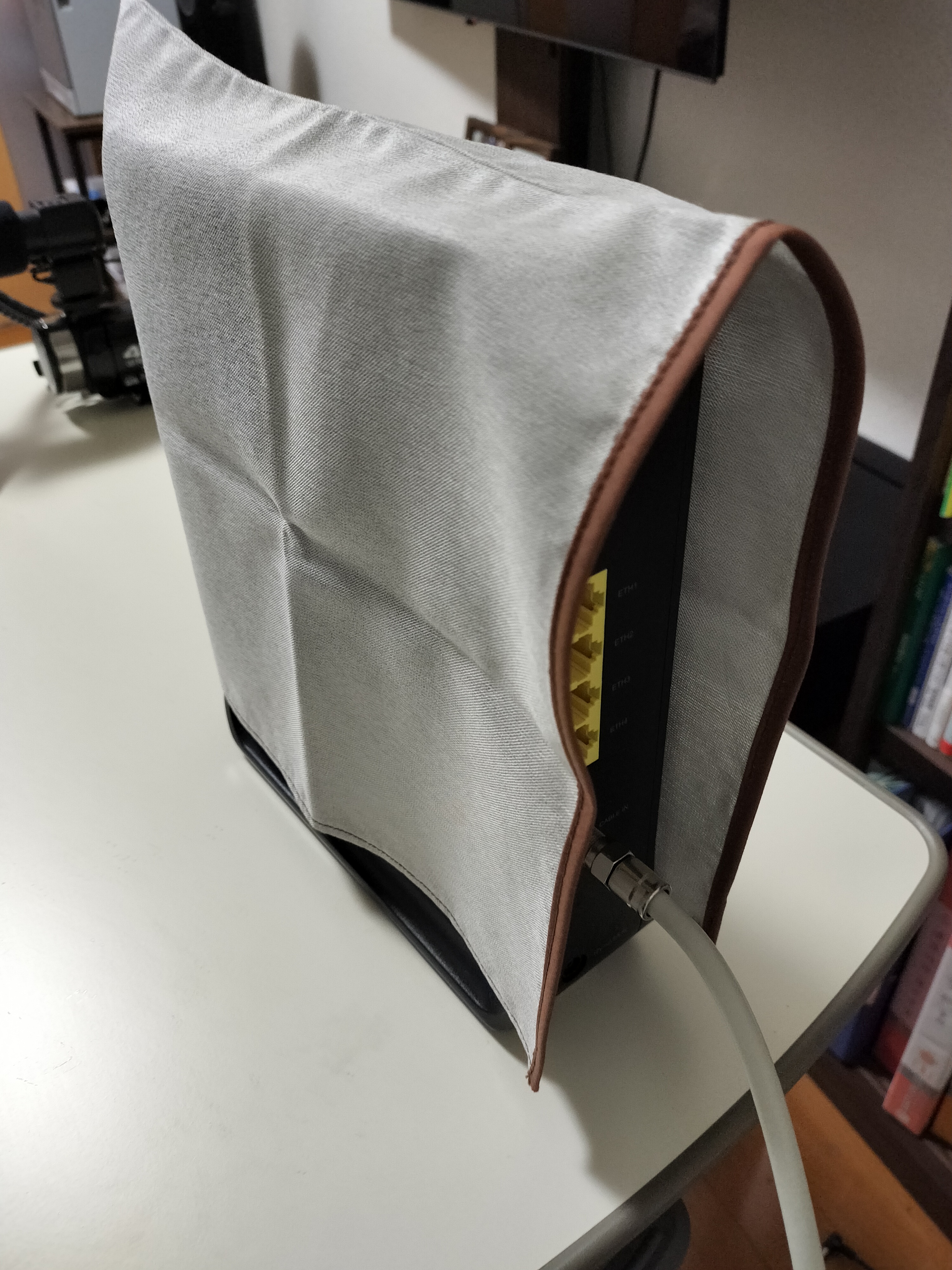 Wi-Fiルーター　高周波電磁波対策カバー「高周減」製作ストーリー