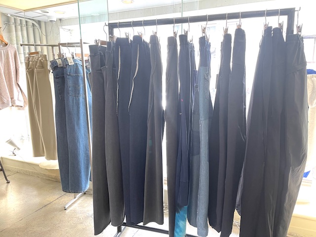 充実の秋服『色』で色々