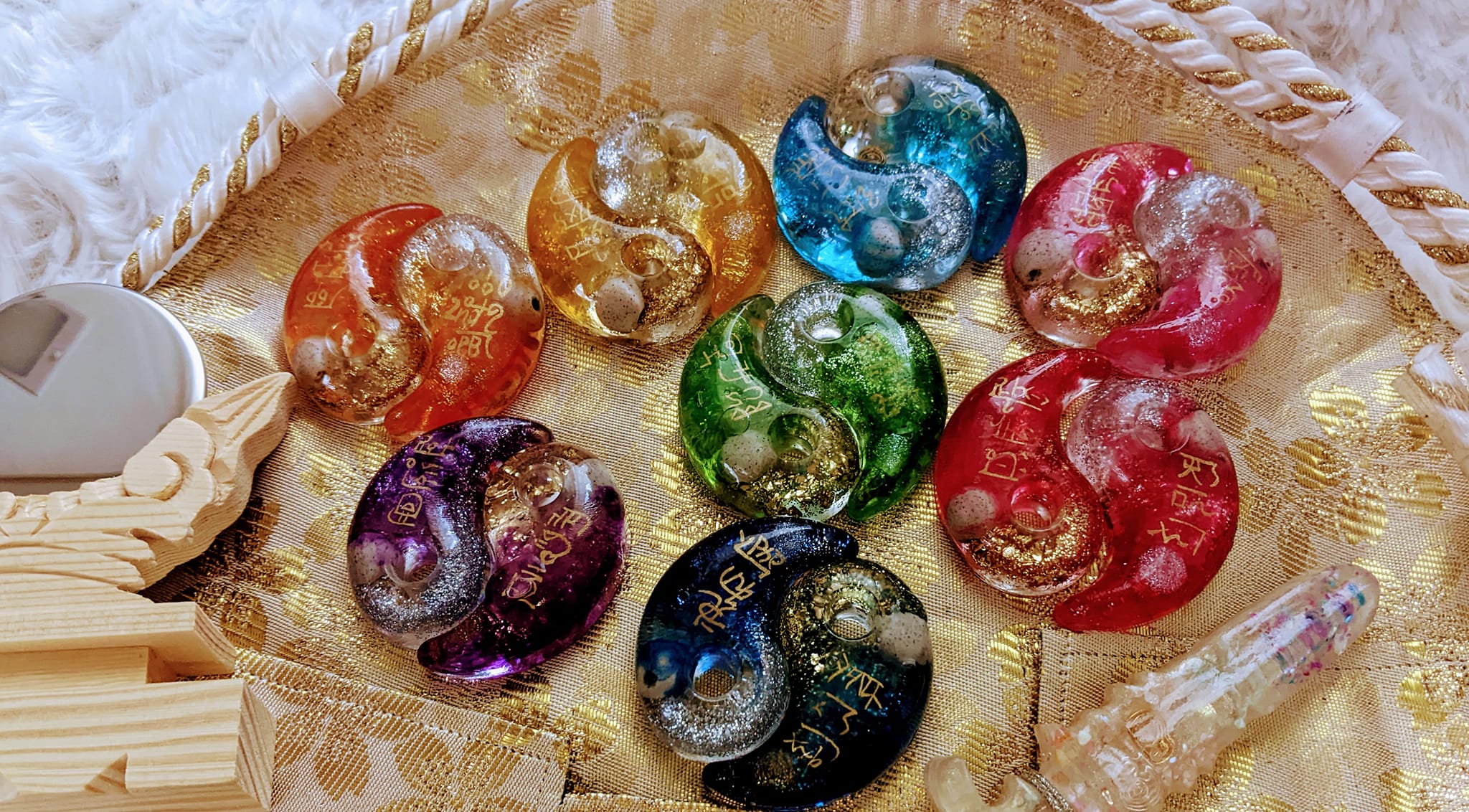 自分にぴったりの勾玉がどれなのか・・・迷う時