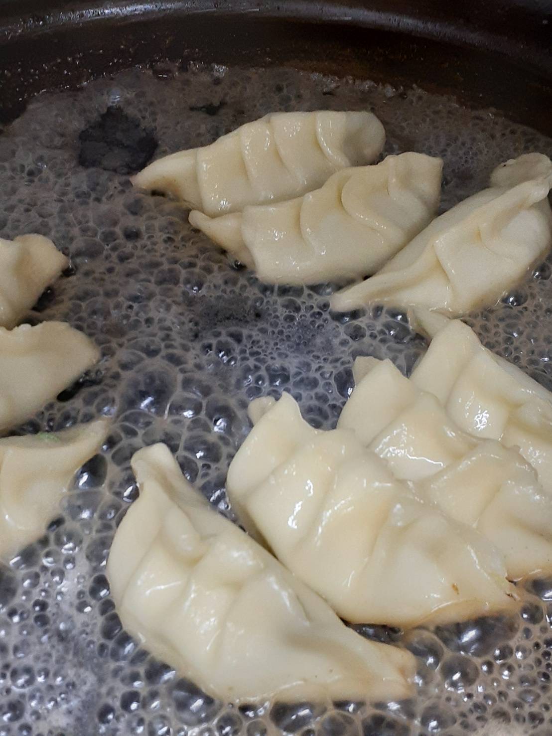 肉汁鶏餃子の焼き方講座