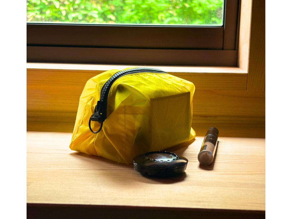 登山や山小屋泊にぴったり！軽いメイクポーチのレビューまとめ