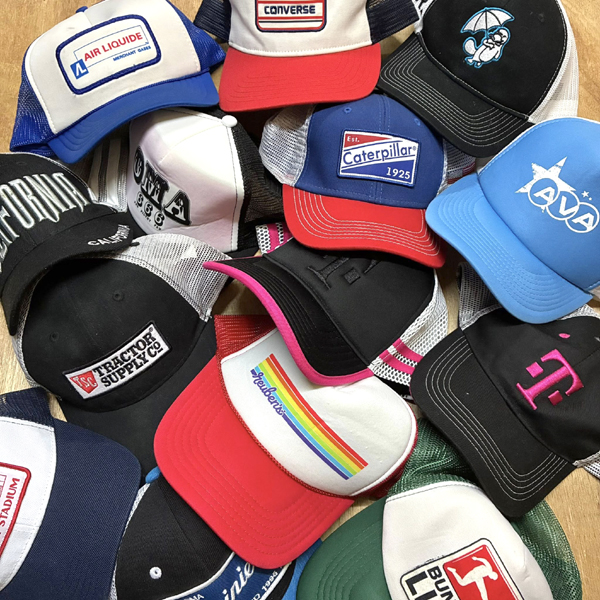 【Mesh-back Cap メッシュキャップ】 通気性のよいベースボールキャップ入荷～