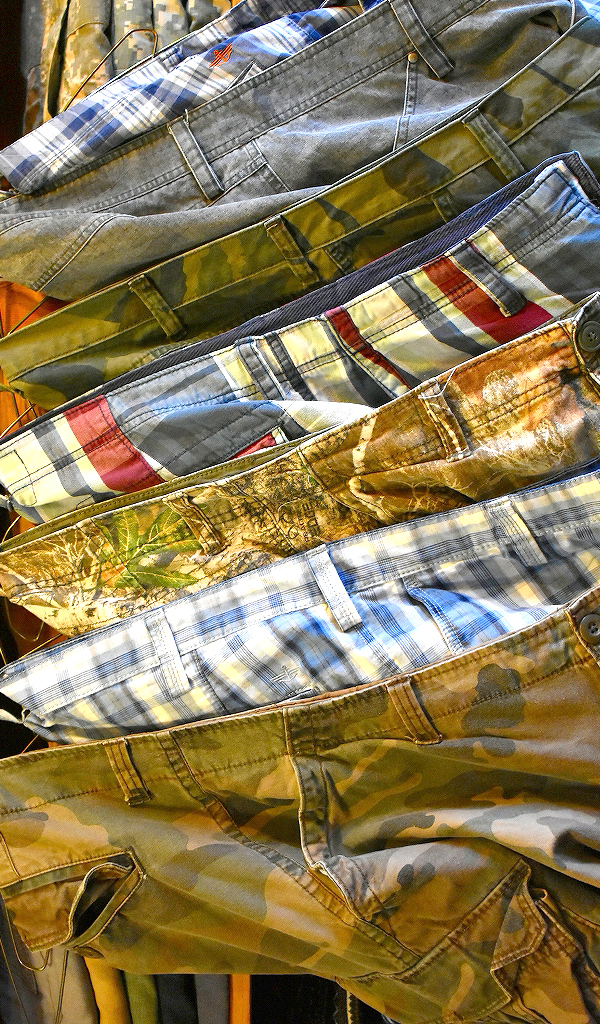 【カーゴパンツ/ショートパンツ】 夏のワードローブに欠かせないボトムス入荷～　@古着屋カチカチ