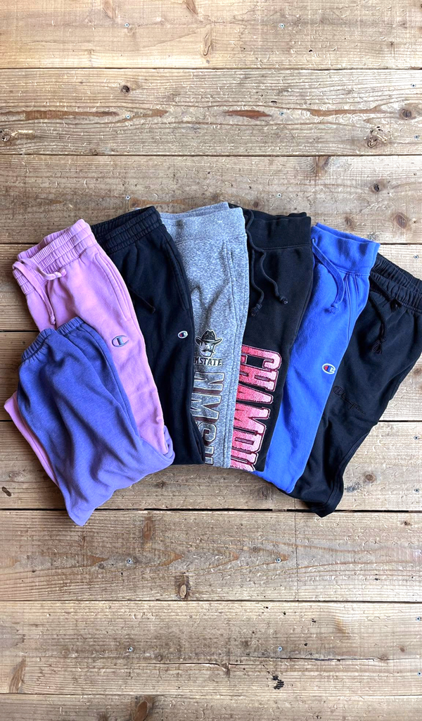 【Champion チャンピオン】 目玉Cロゴのスウェットパンツ入荷～@古着屋カチカチ