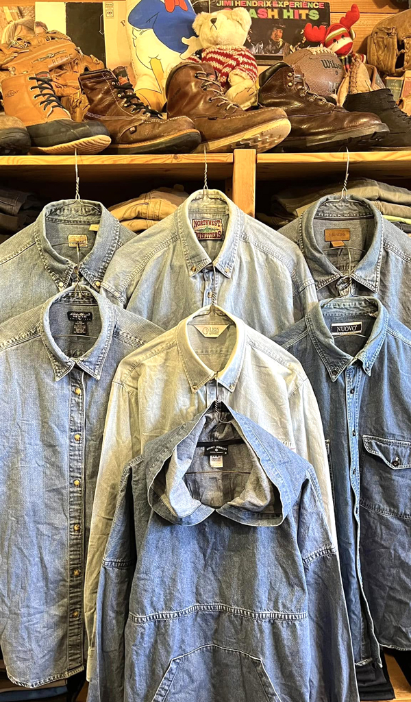 【Denim Shirt デニムシャツ】 春先に使えるさわやかブルーデニム～@古着屋カチカチ