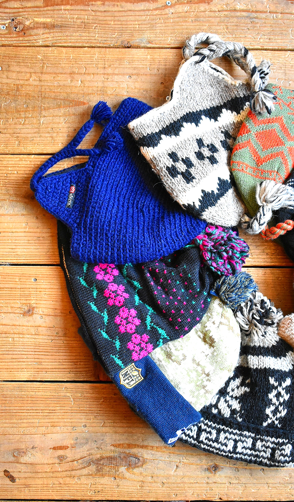 【シアトル直輸入のニットキャップ】 トラッパーキャップにボンボンニット帽入荷～ @古着屋カチカチ