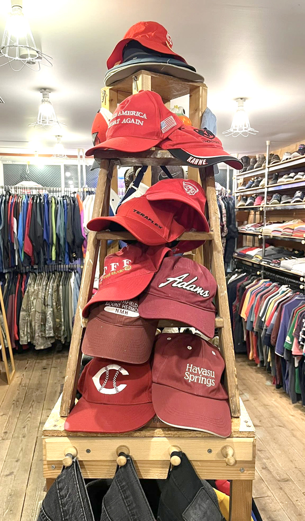 【Red & Burgundy Cap】 赤エンジ系ベースボールキャップ入荷～@古着屋カチカチ