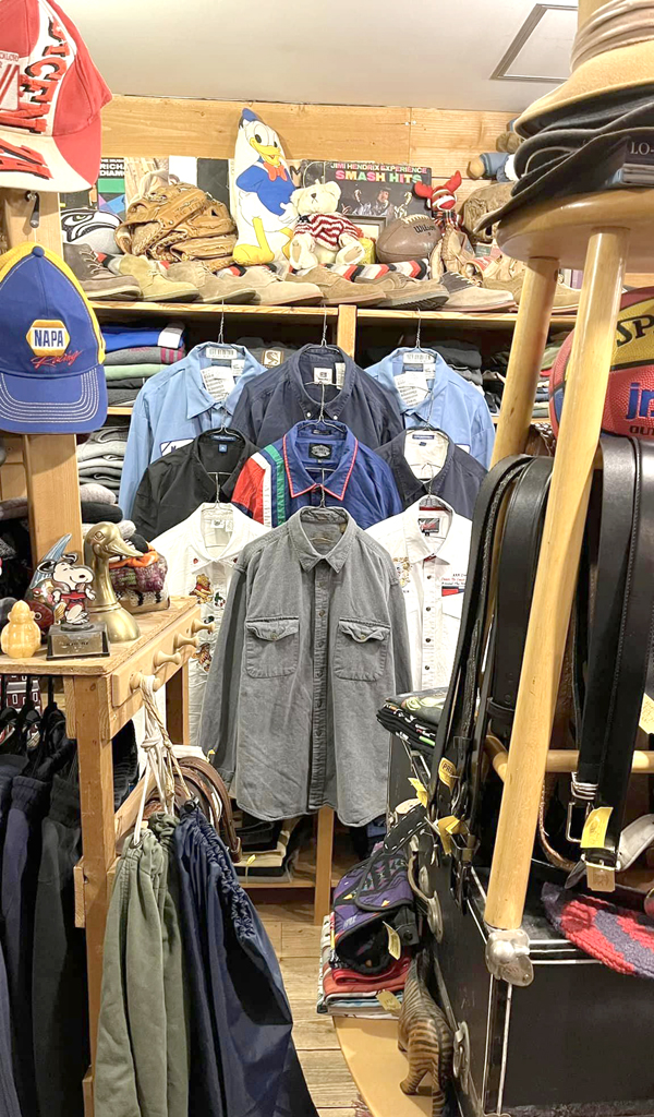 【Embroidered Shirts 刺繍シャツ】インパクトのある長袖シャツ入荷～@古着屋カチカチ