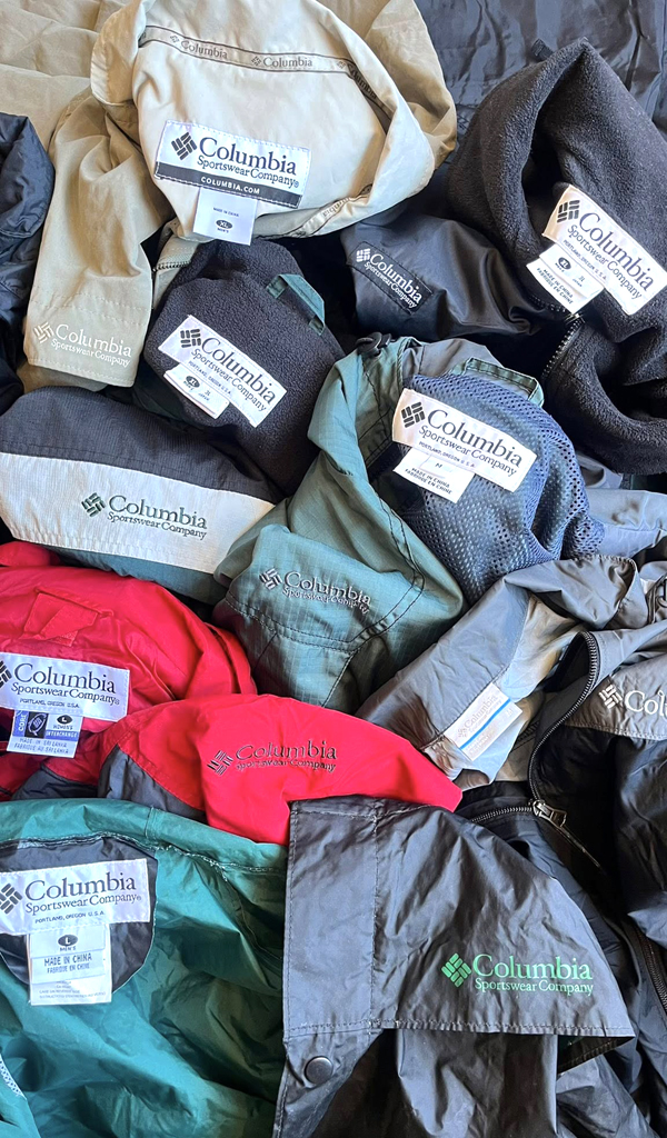 【Columbia コロンビア】 オレゴン州発のアウトドアジャケット入荷～@古着屋カチカチ