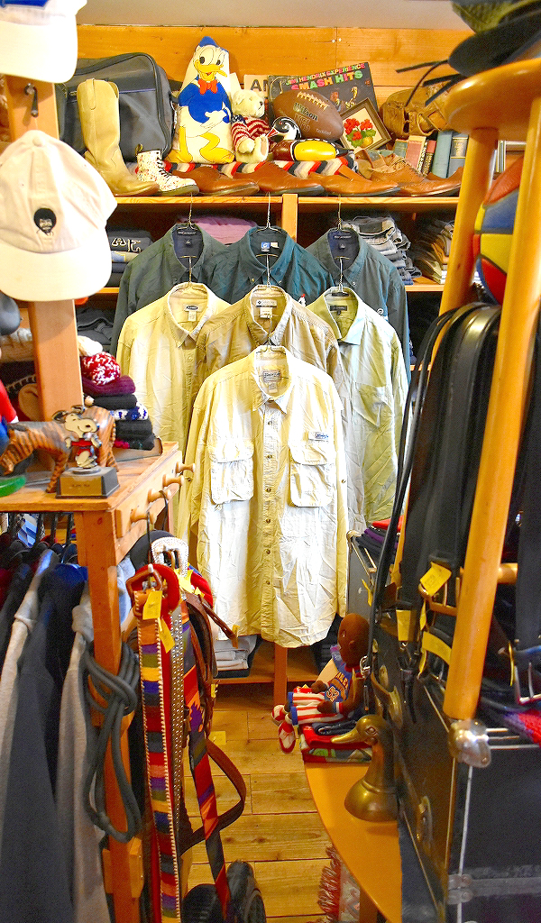 【Earth Colors アースカラー】 自然に馴染む長袖シャツ入荷~@古着屋カチカチ