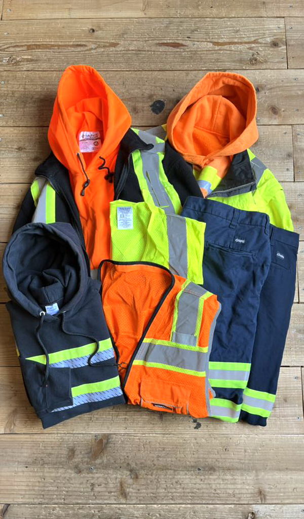 【High-Visibility Colorハイビズカラー】 リフレクター(反射板) アイテム入荷～