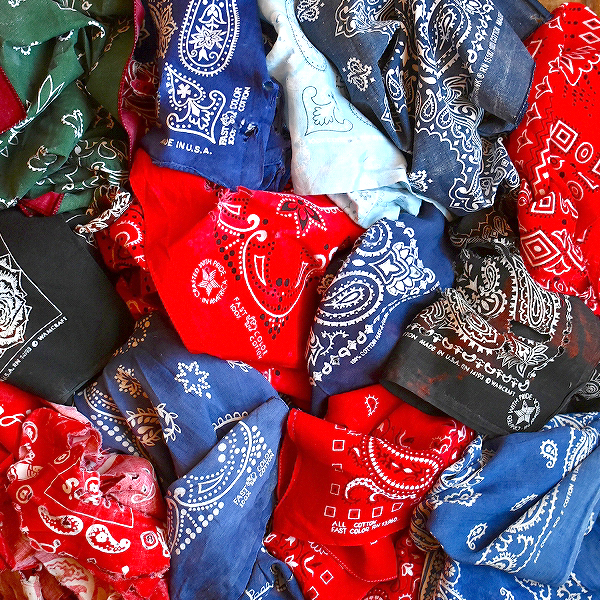 【Distressed BANDANA】 超絶ボロボロ味のあるペイズリー柄バンダナ入荷～