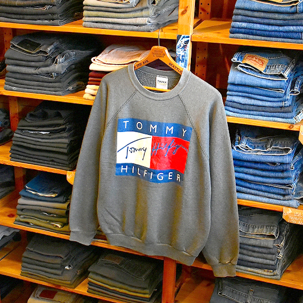 【秋から春先まで着れるトレーナー】 大人気のプリントスウェット再入荷～　@古着屋カチカチ