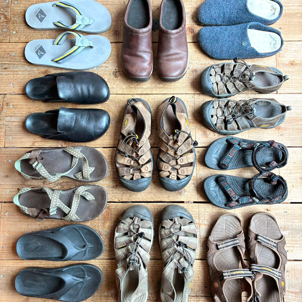【Summer Sandals サマーサンダル】 夏の足元を彩る人気サンダル入荷@古着屋カチカチ