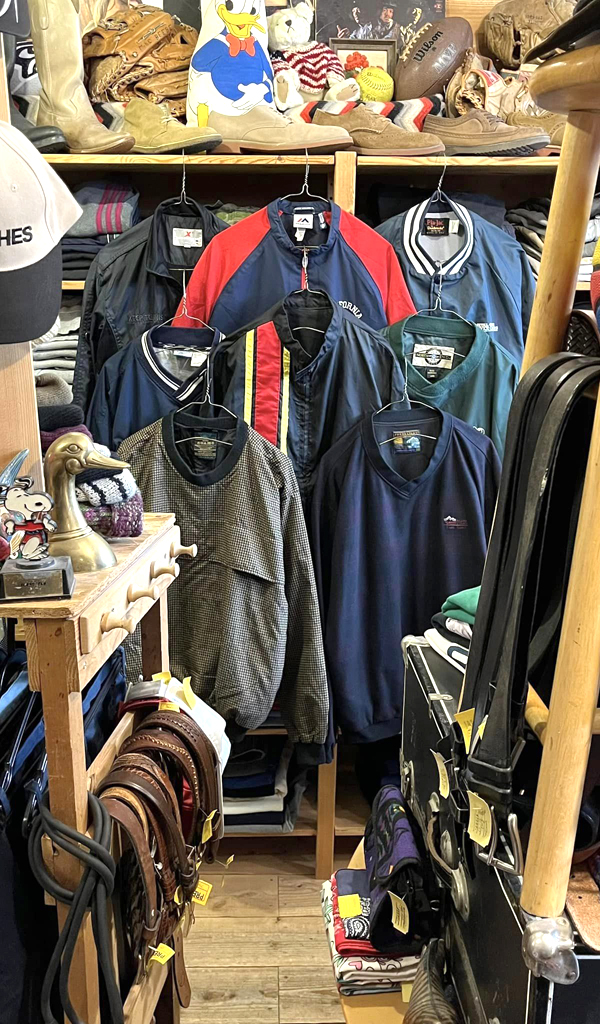 【Nylon Jacket　ナイロンジャケット】 梅雨時期も使えるライトアウター入荷@古着屋カチカチ