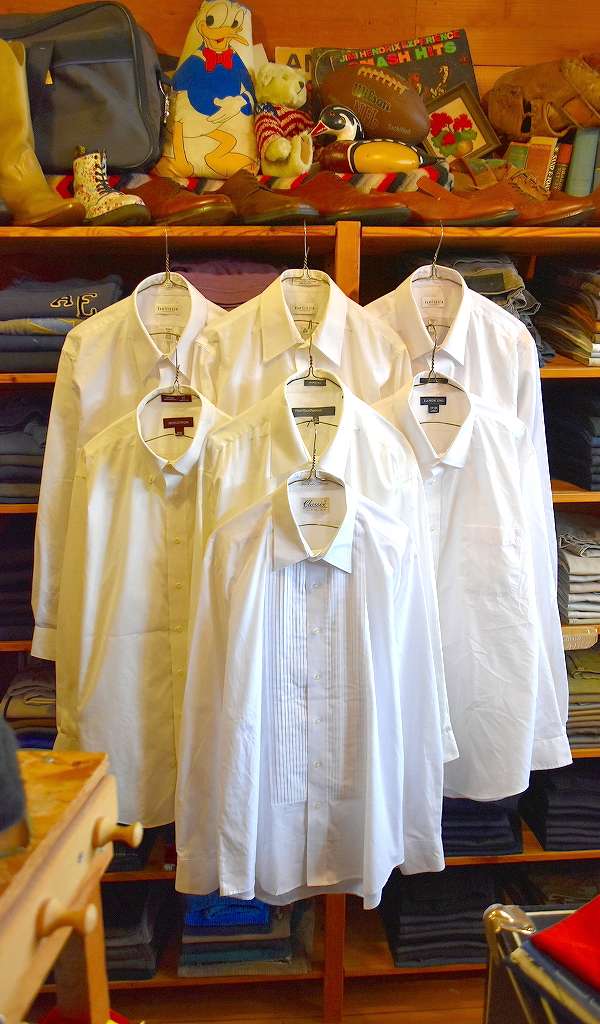 【White Shirts ホワイトシャツ】 爽やかなで清潔感のアル白シャツ入荷~@古着屋カチカチ