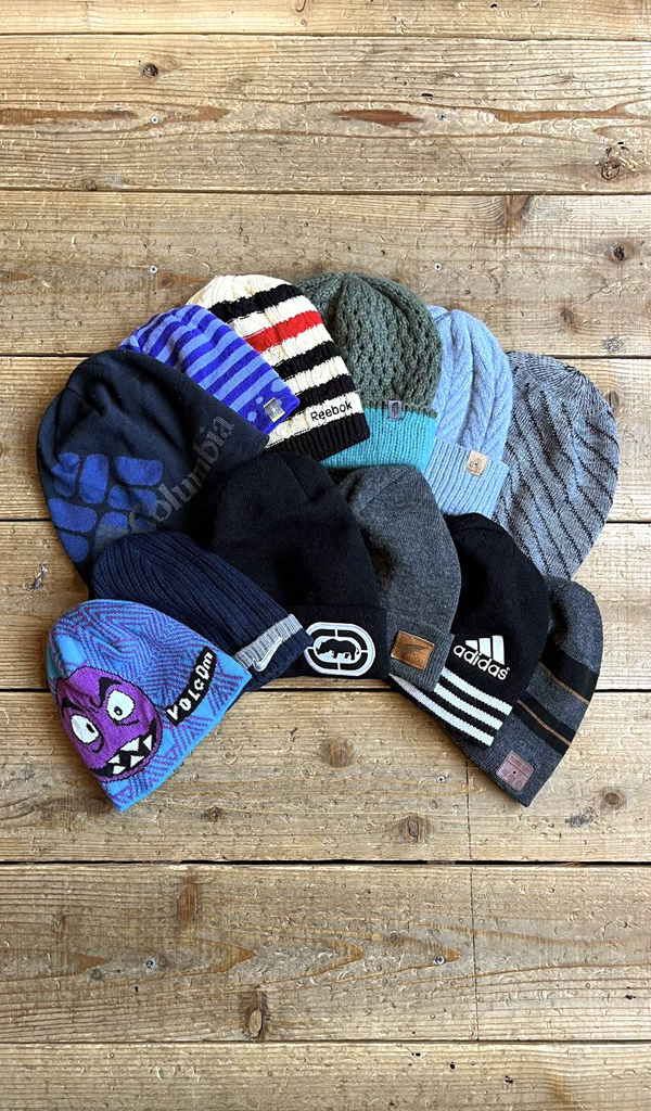 【Brand Logo Beanie ブランドビーニー】今日から使えるニットキャップ@古着屋カチカチ