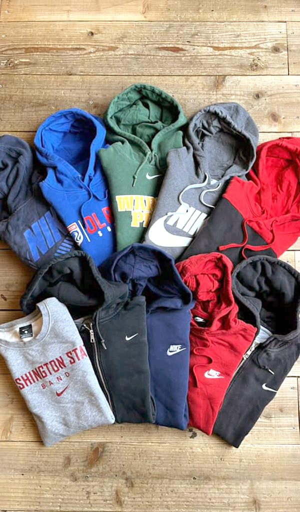 【Nike ナイキ】 ワンポイント&プリントスウェットパーカー入荷～@古着屋カチカチ