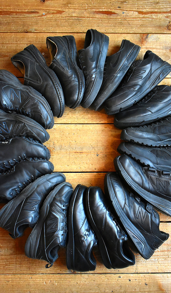【New Balance/Nike/Merell…】時代に左右されないオールブラックスニーカー入荷～