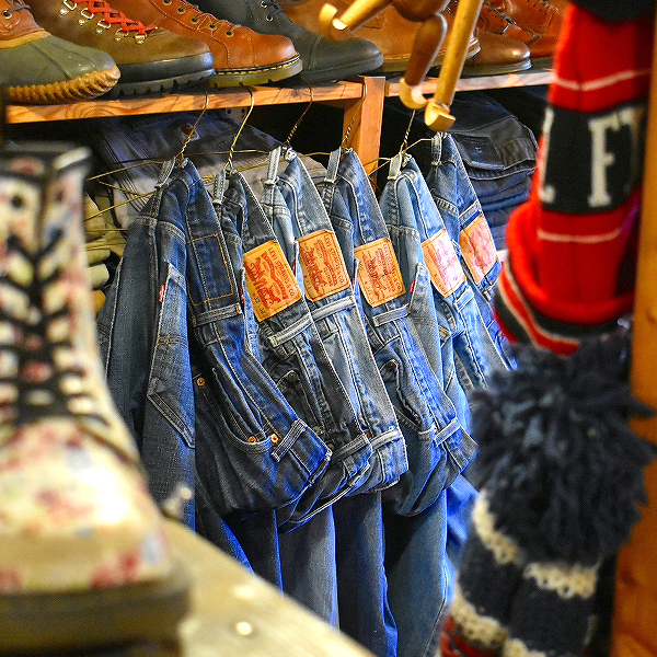 【リーバイス® Levi's® 505™】 定番ストレートデニムパンツ入荷～　@古着屋カチカチ