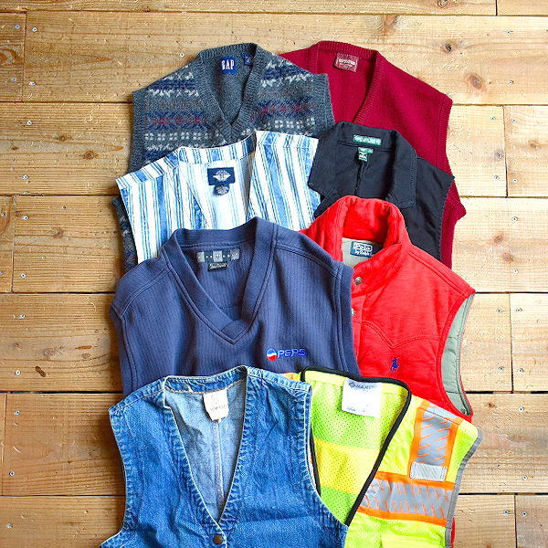 【VEST ベスト】 インナーにもアウターにもOKな優れモノ入荷～　@古着屋カチカチ