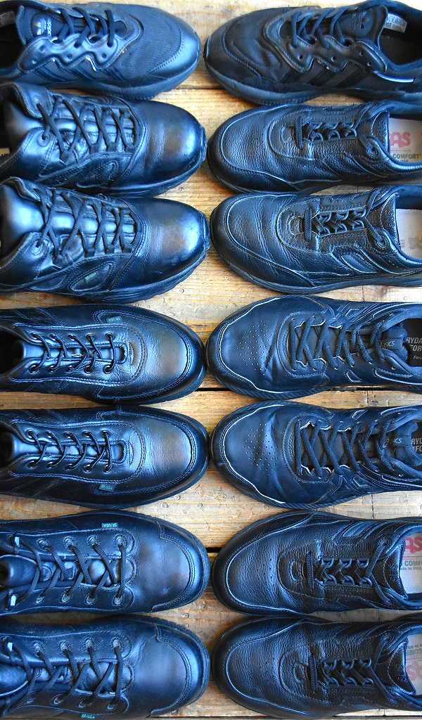 【Black Sneakers made in USA】アメリカ製の黒スニーカー入荷@古着屋カチカチ