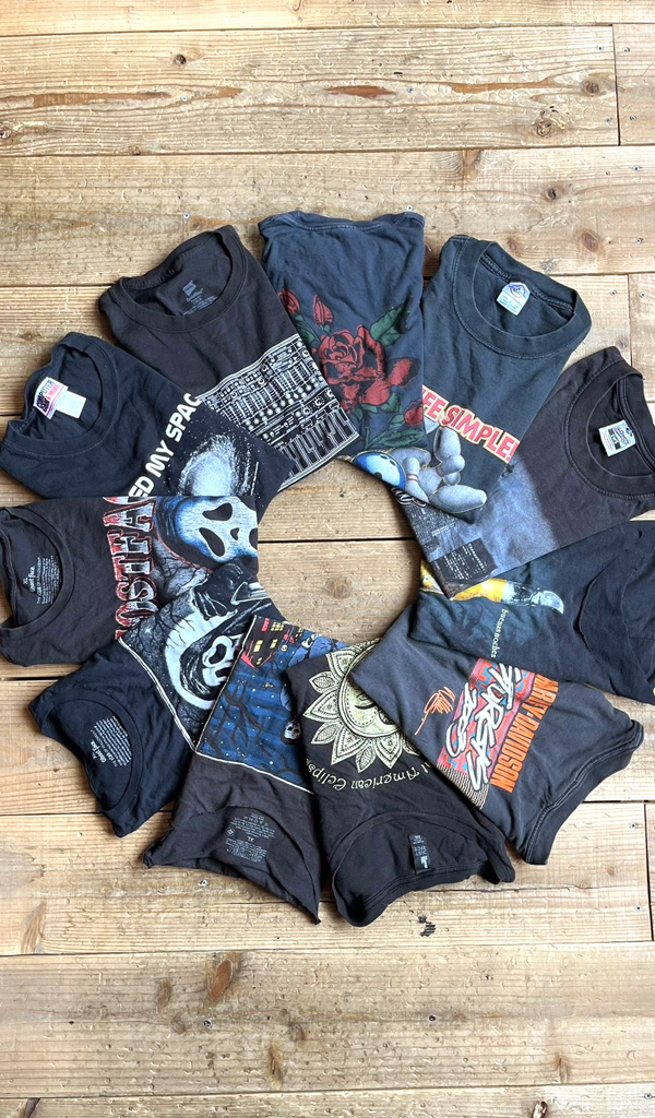 【Big Size Black Tee ビッグサイズ黒T】 品薄だった黒プリントTシャツ入荷～