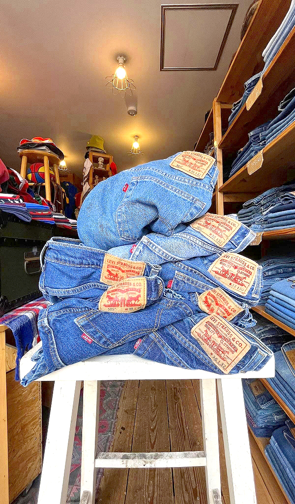 【Levi's® リーバイス®】 シアトルUSA直輸入の505™ジーンズ入荷~@古着屋カチカチ