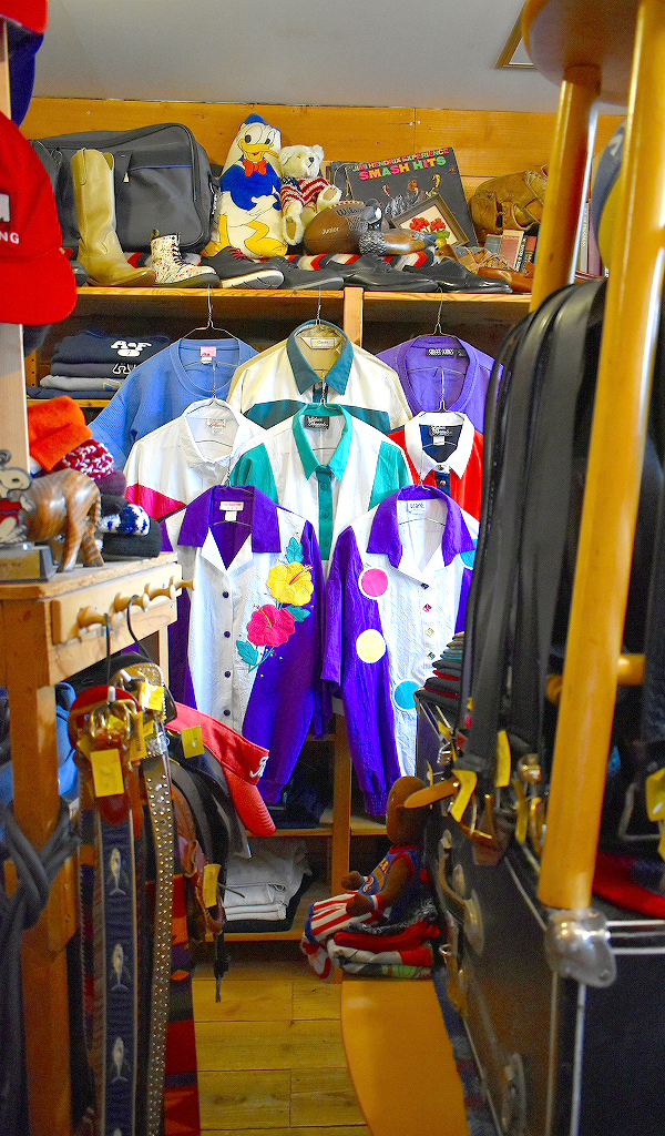 【Retro Pullover Shirt】派手で斬新な珍品レトロデザインシャツ入荷@古着屋カチカチ