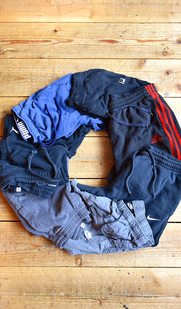 【adidas, Nike, Puma & Fila】 スポーツブランドのスウェットパンツ入荷~