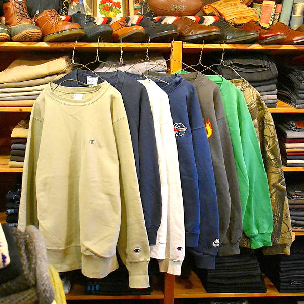 【Vintage Sweatshirts】 アメリカ直輸入ならではのプリントスウェット入荷～