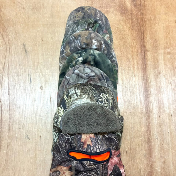 ■CAMOUFLAGE KNIT BEANIES■ リアルツリー迷彩カモ柄ニットキャップ入荷～