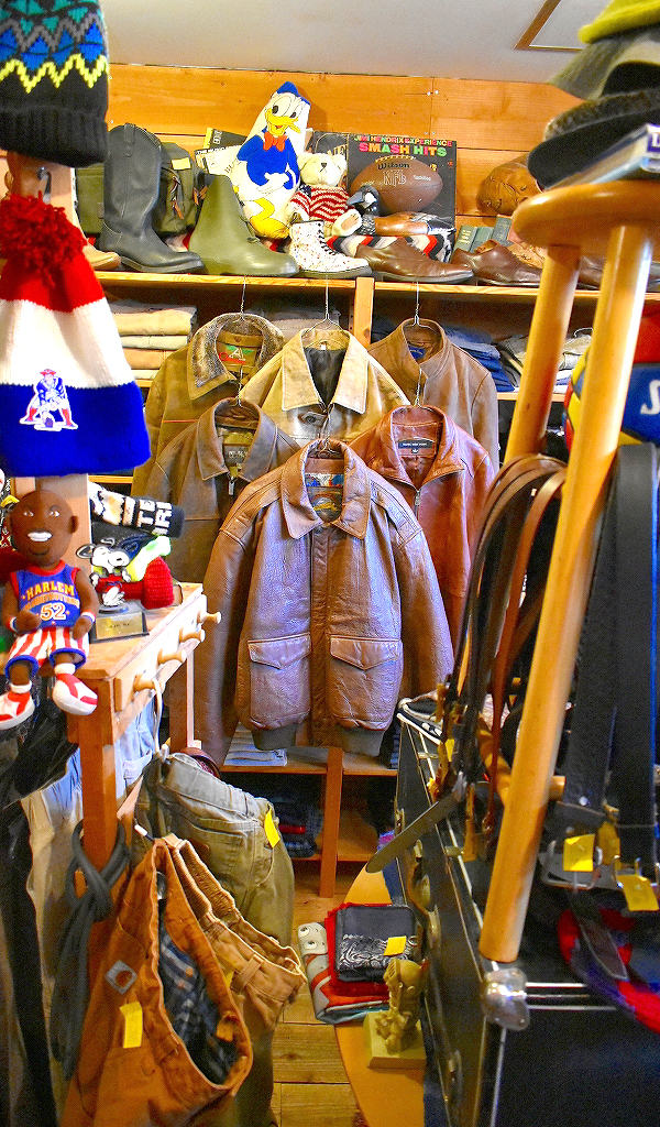 【Brown Leather Jacket】 今時期ぴったりのブラウンレザージャケット入荷~