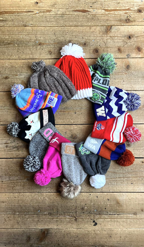 【Pom Pom Beanie ポンポンビーニー】 秋冬のボンボンニット帽/ニットキャップ入荷~