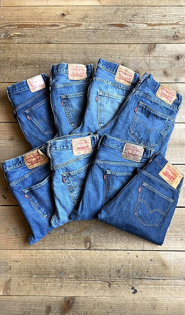 【Happy New Year!】  Levi's® リーバイス® 501® のジーンズ入荷～