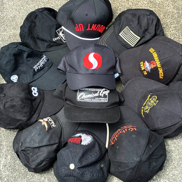 【Black Baseball Cap】 シアトルUSA直輸入の 黒ベースボールキャップ入荷～