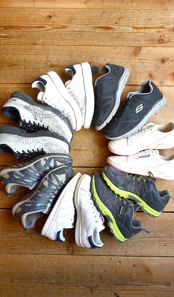 【adidas, asics, Columbia, Merrell...】ブランドスニーカー入荷~
