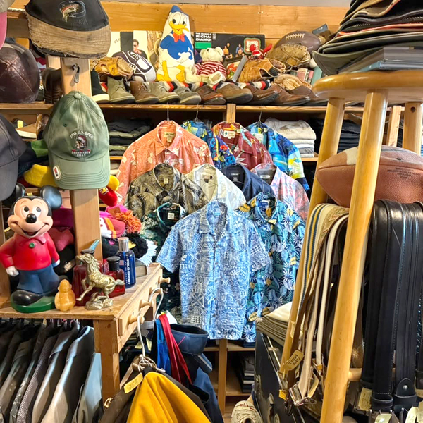 【Hawaiian Shirts　ハワイアンシャツ】 本場ハワイブランドのアロハシャツ入荷～