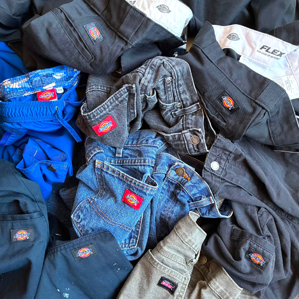 【Dickies　ディッキーズ】 アメリカを代表するワークブランドのボトムス入荷～＠古着屋カチカチ