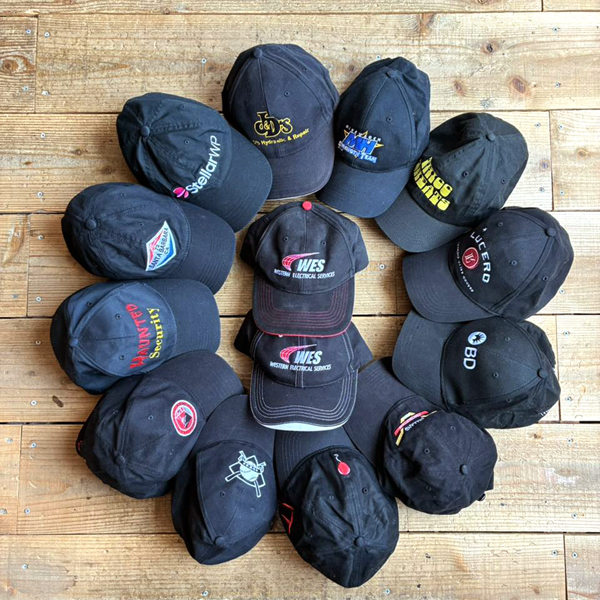 【お好きなキャップ無料プレゼント中】 USA直輸入の黒ブラックキャップ入荷～@古着屋カチカチ