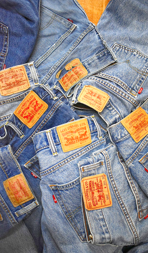 【Levi's® 550™/560™】 ワイドシルエットのリーバイス®ジーンズ入荷～@古着屋カチカチ