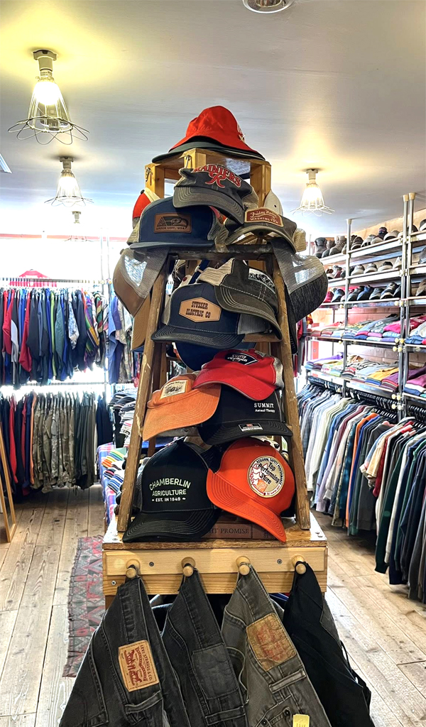 【2-Tone Mesh Cap　ツートンメッシュキャップ】 シアトル直輸入トラッカーキャップ入荷～