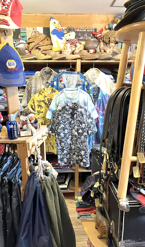 【夏フェス、花火、お祭りに使えるアロハシャツ】夏を演出してくれるハワイアンシャツ入荷@古着屋カチカチ